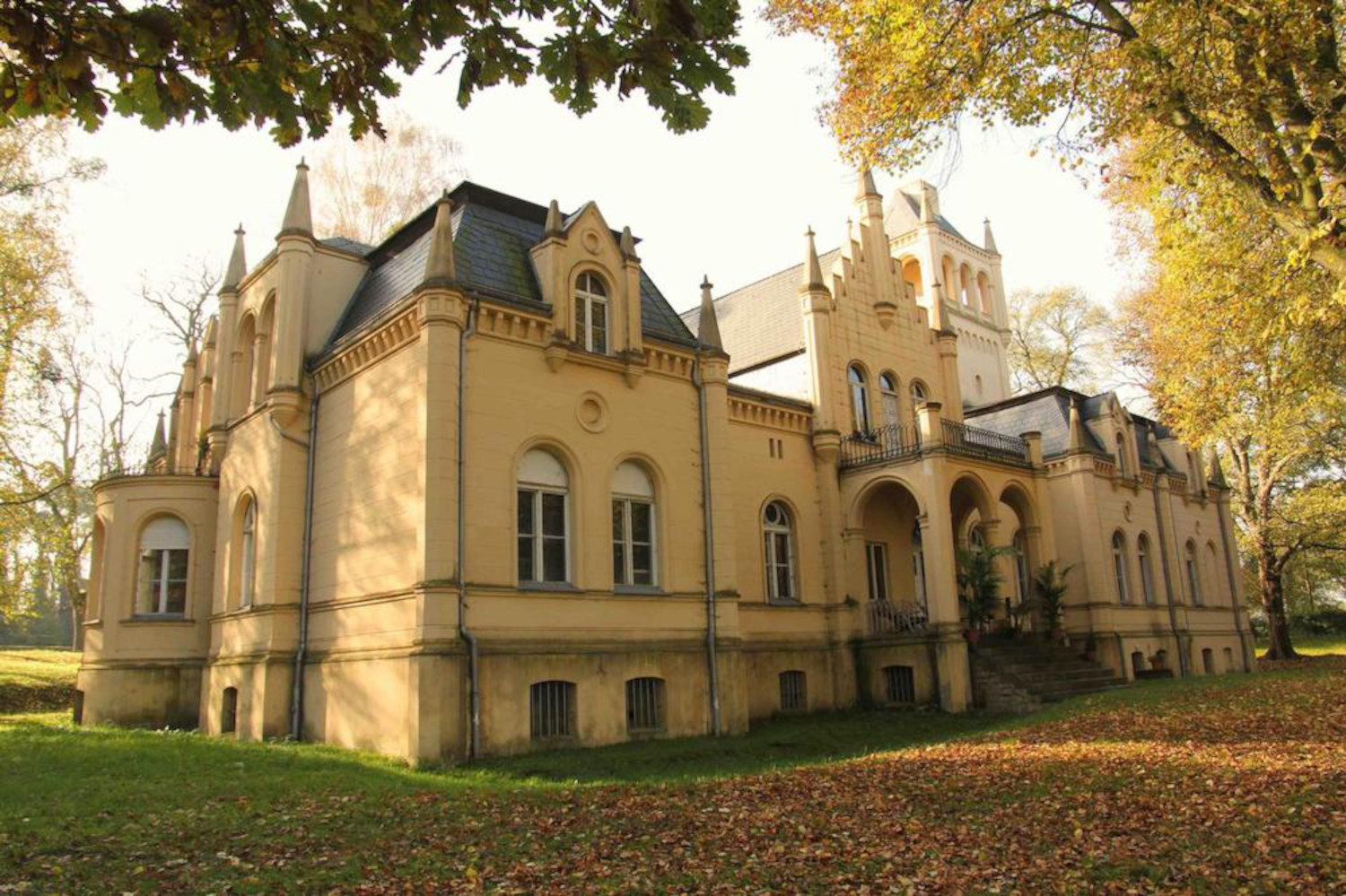 Castle-exterior-main